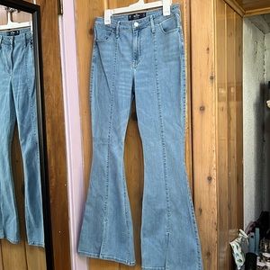 Hollister high rise flare size 13R w31 l31